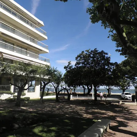 Appt T2 - 4 Pers -dans Face A La Plage + Parking *